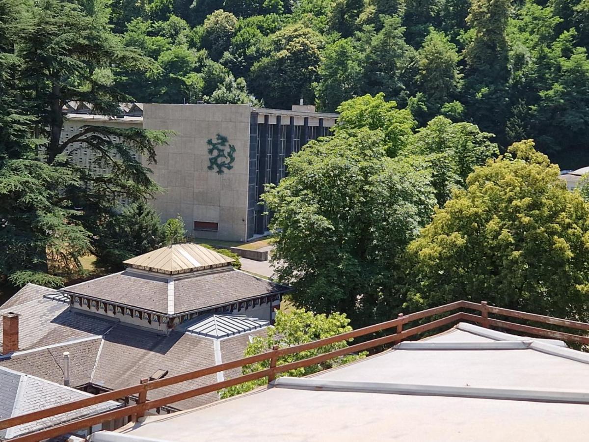 Royal Luchon Aparthotel Bagnères-de-Luchon Exteriör bild