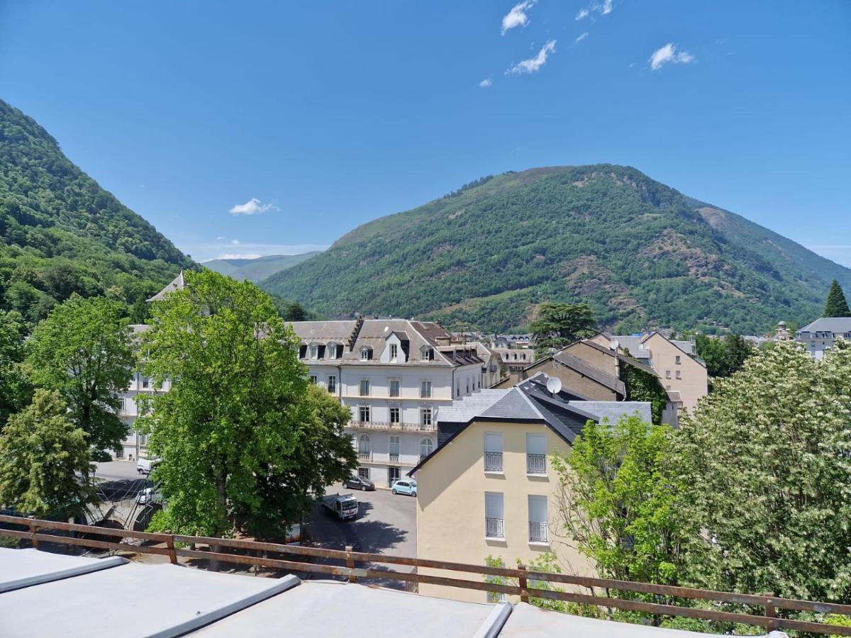 Royal Luchon Aparthotel Bagnères-de-Luchon Exteriör bild