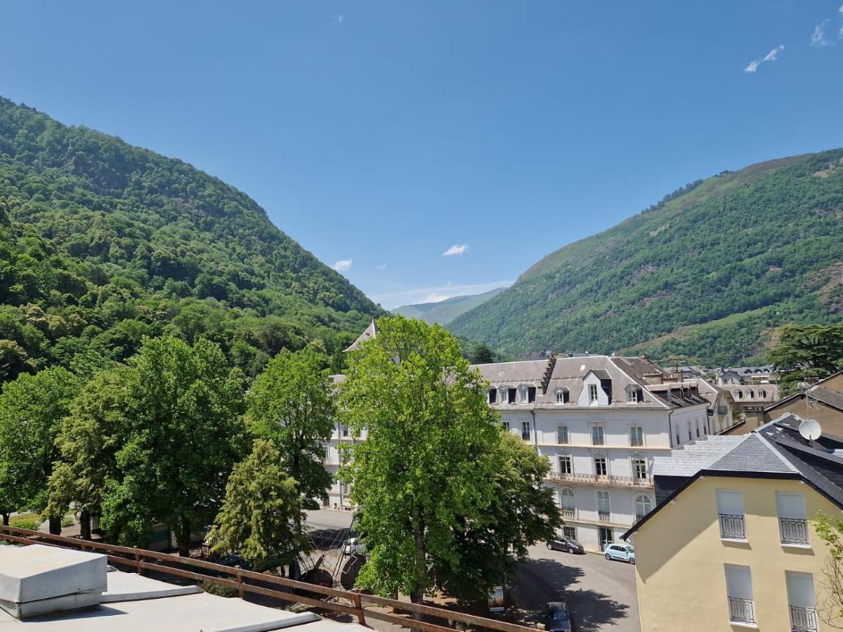 Royal Luchon Aparthotel Bagnères-de-Luchon Exteriör bild