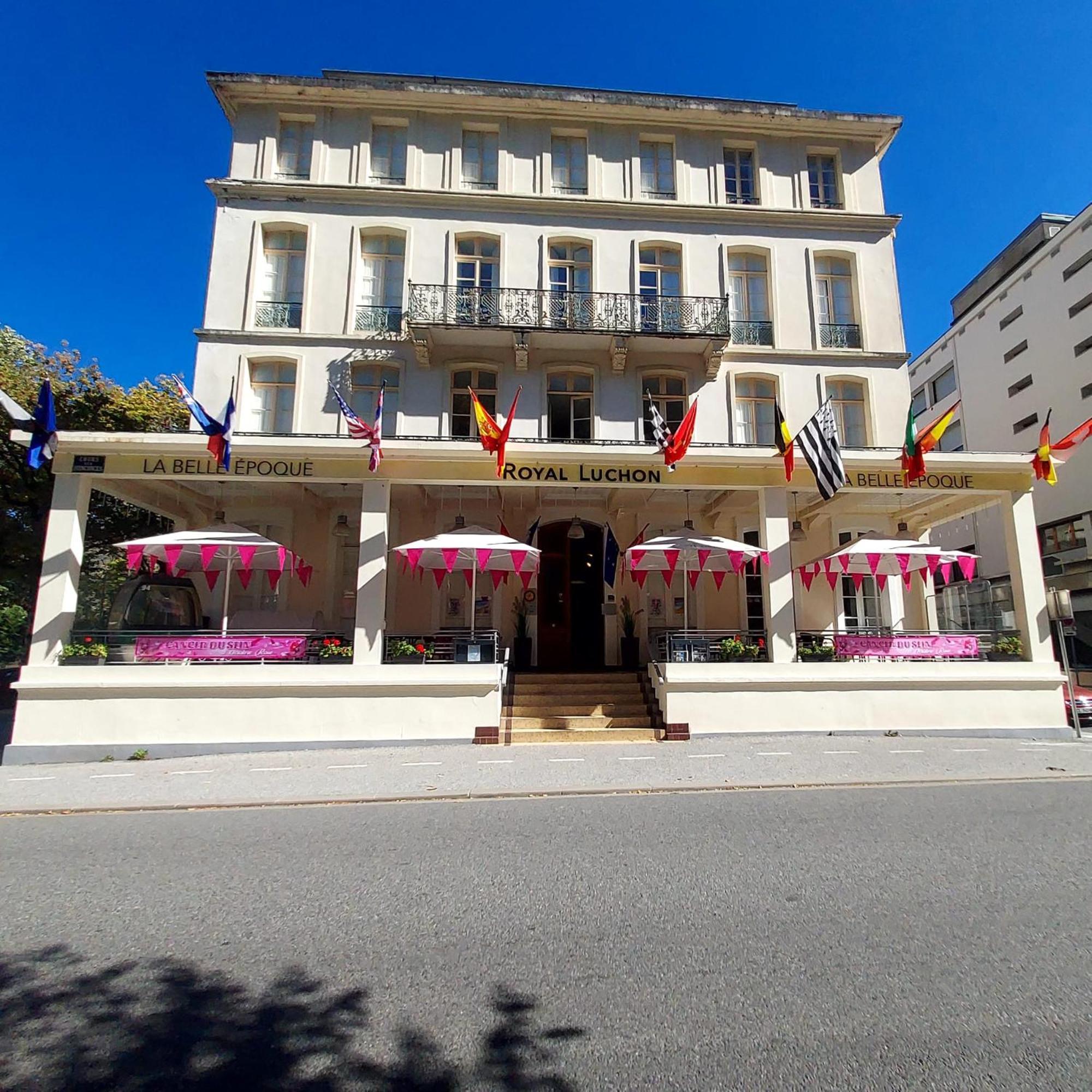 Royal Luchon Aparthotel Bagnères-de-Luchon Exteriör bild