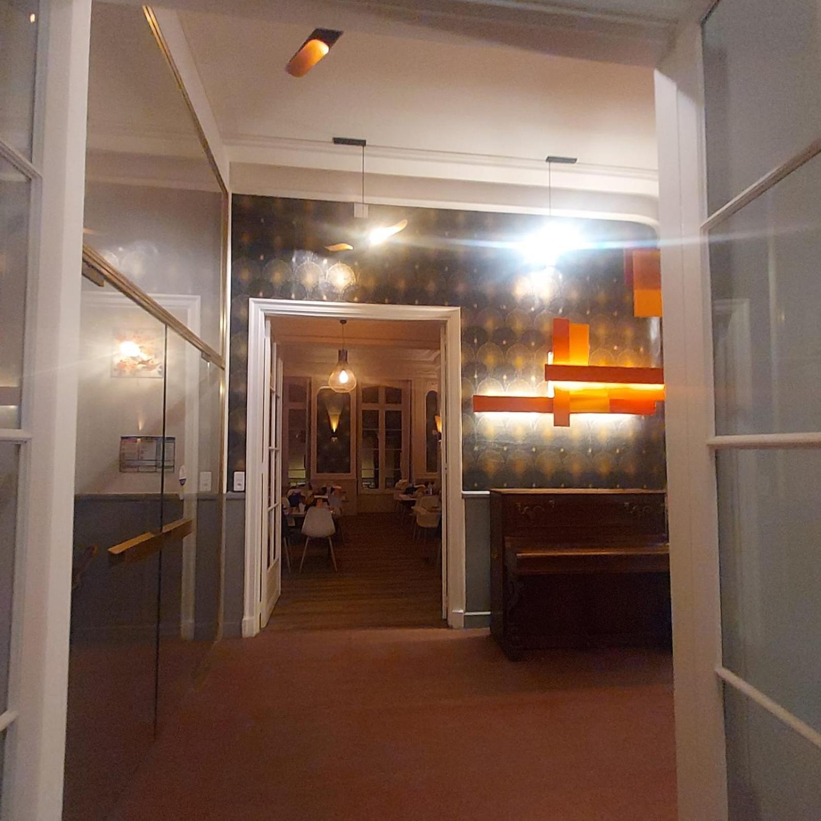 Royal Luchon Aparthotel Bagnères-de-Luchon Exteriör bild